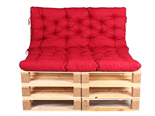 Palettenmöbel Garten mit Kissen