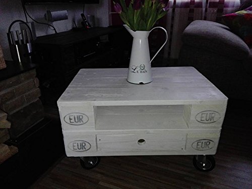 Beistelltisch aus Paletten hell